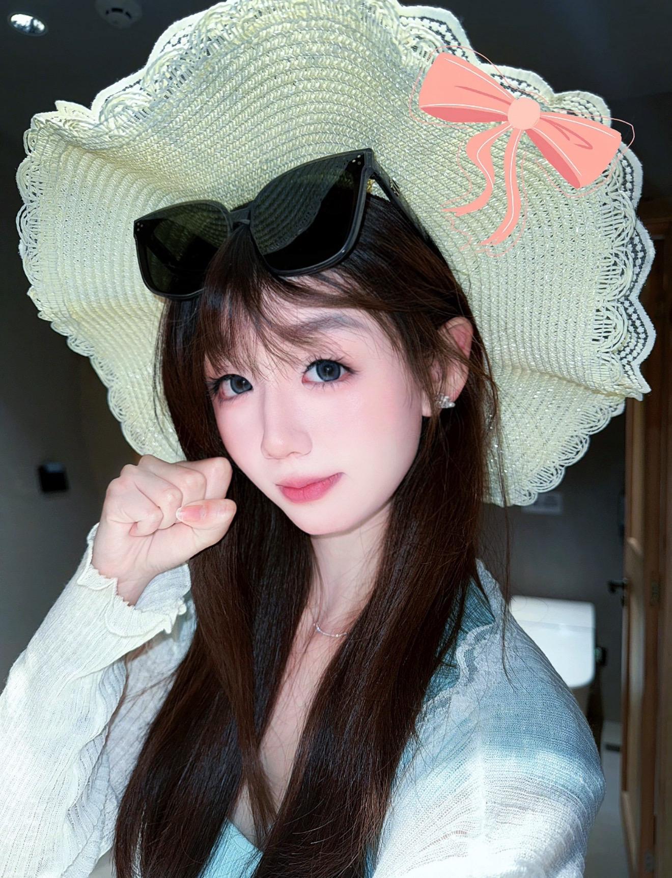 看镜头✌︎❛‿˂̵