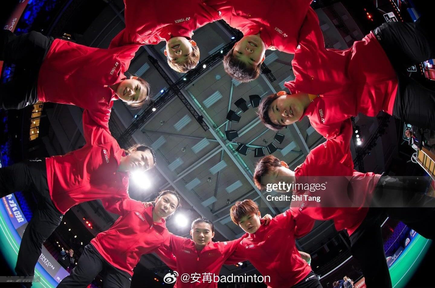🇨🇳国羽男女团赛前激励合影 📸:tang_shi 2026年汤尤杯