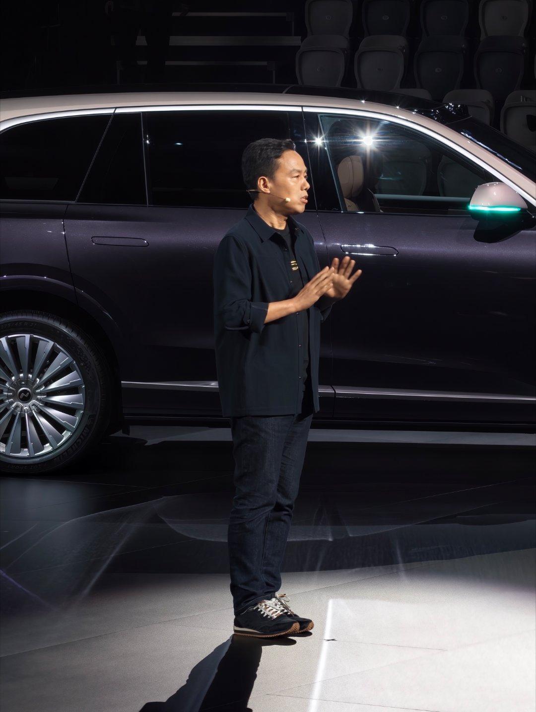 “而且不是一般的领先”，哈哈，好想听到那四个字