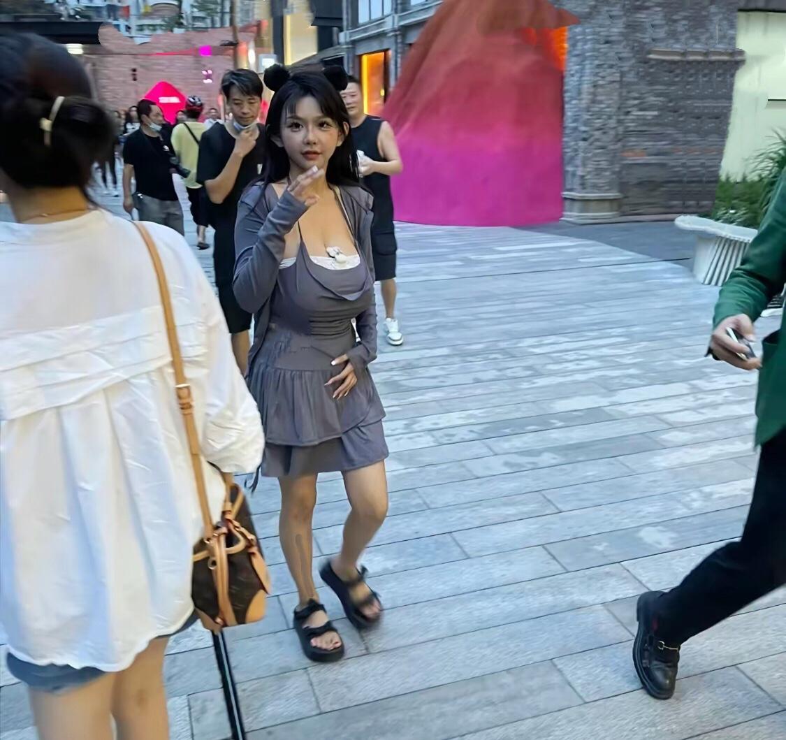 她拍变形记我没结婚，她四婚了我还是没结婚