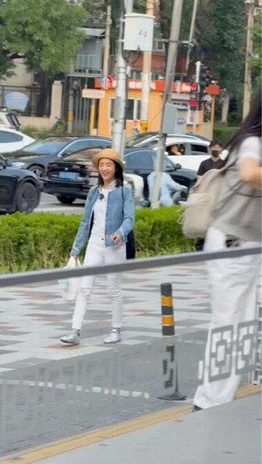 花少导演李超入驻微博花儿与少年 终于有官方渠道可以蹲独家物料了！超哥超哥看到了吗