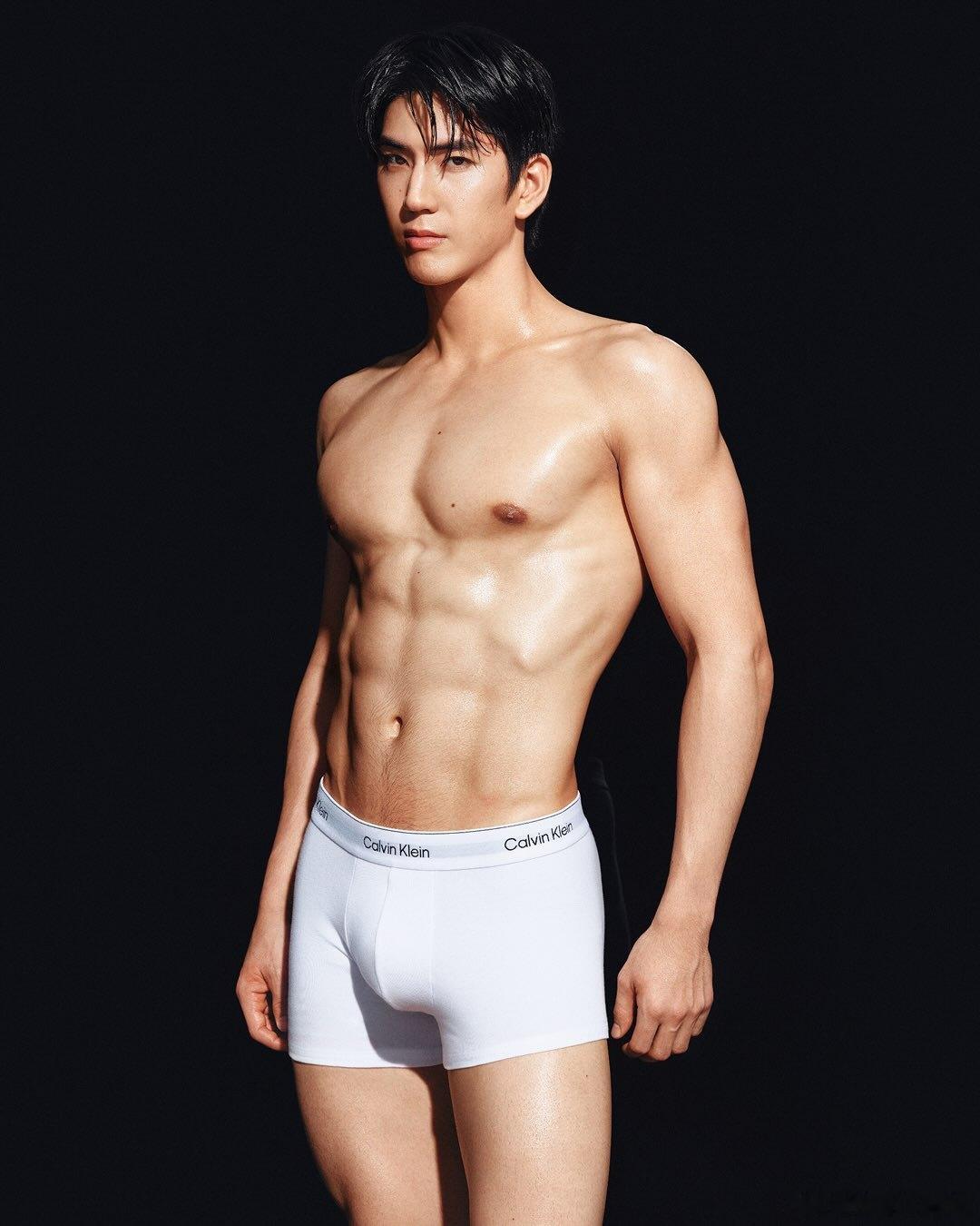SEA TAWINAN × Calvin Klein 2026秋季系列大片 