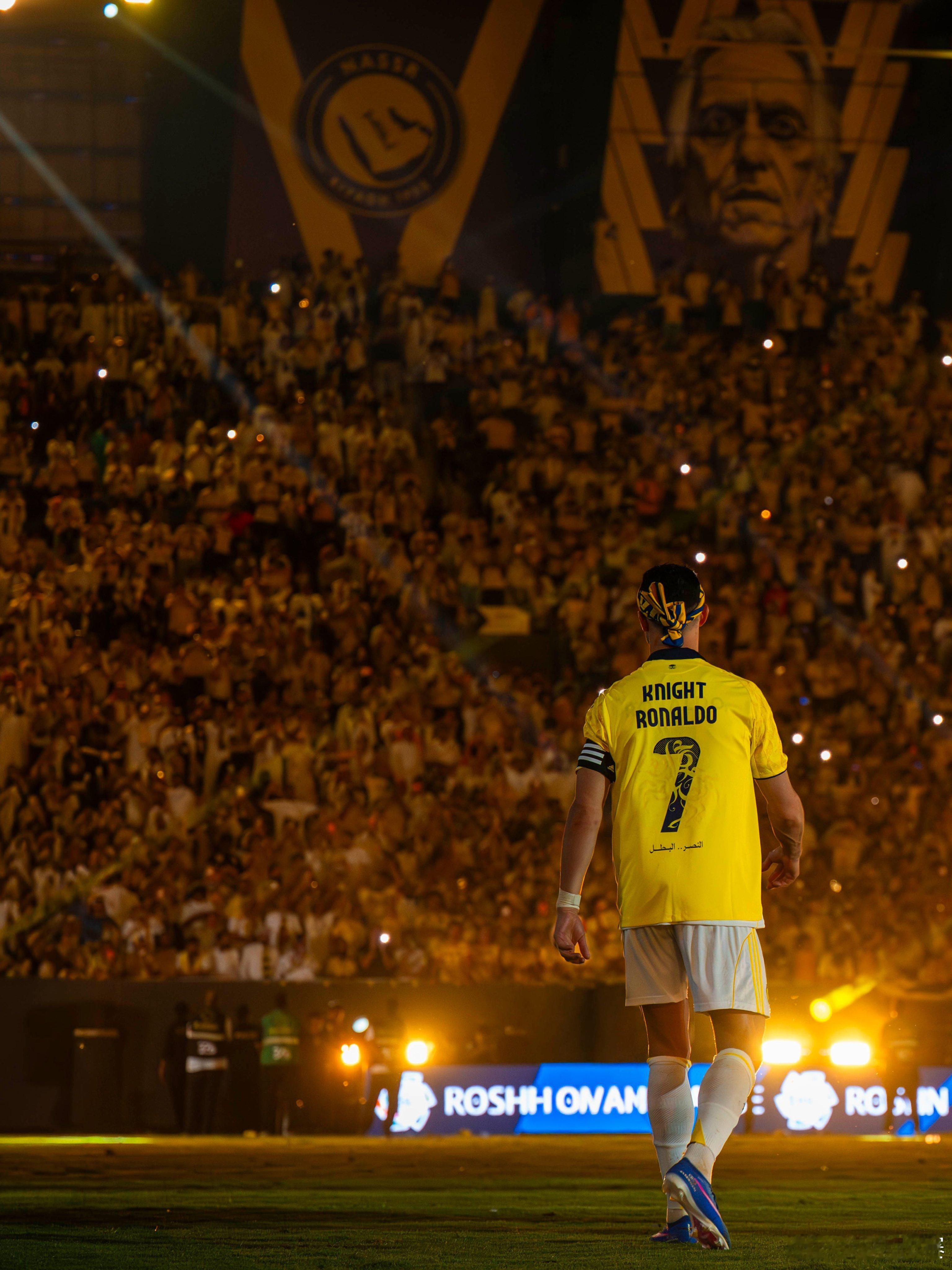 C罗是沙特联赛史上主场最佳射手⚽️他共在主场打进了52粒进球 🐐沙特联赛