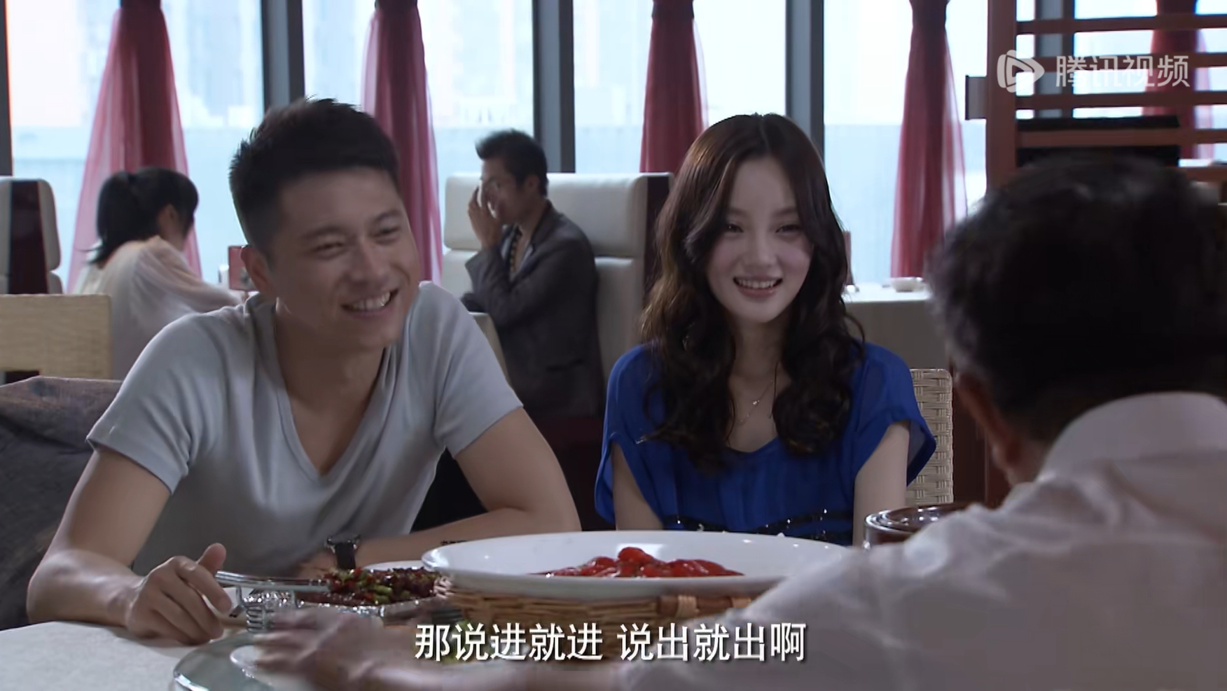 我要是小米的妈妈我也不让小米和金亮结婚，小米长得很漂亮是北京户口家里有房，爸爸是