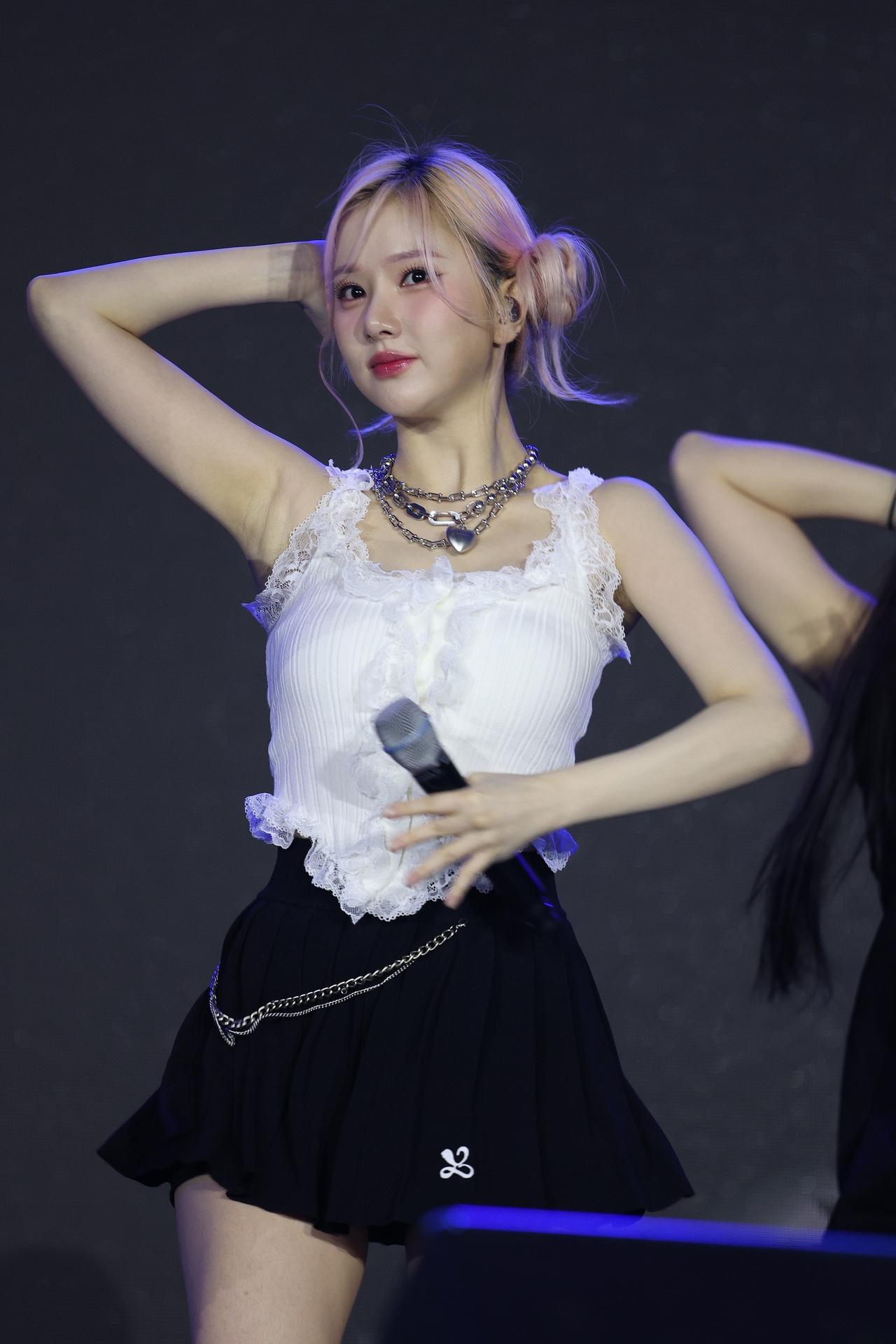 丁恩妃，好干净的一张脸！丁恩妃 腋下管理 生图 性感不是骚