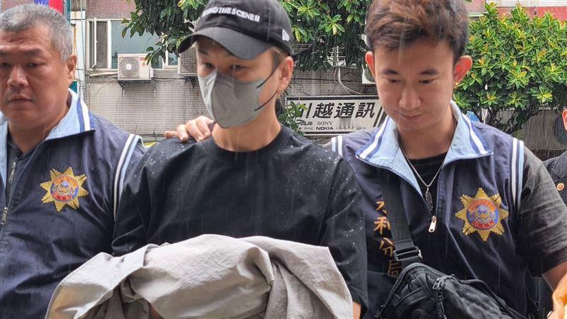 张书伟回应被拘提张书伟透露曾想去自首 据台媒，21日，Energy张书伟今早被警