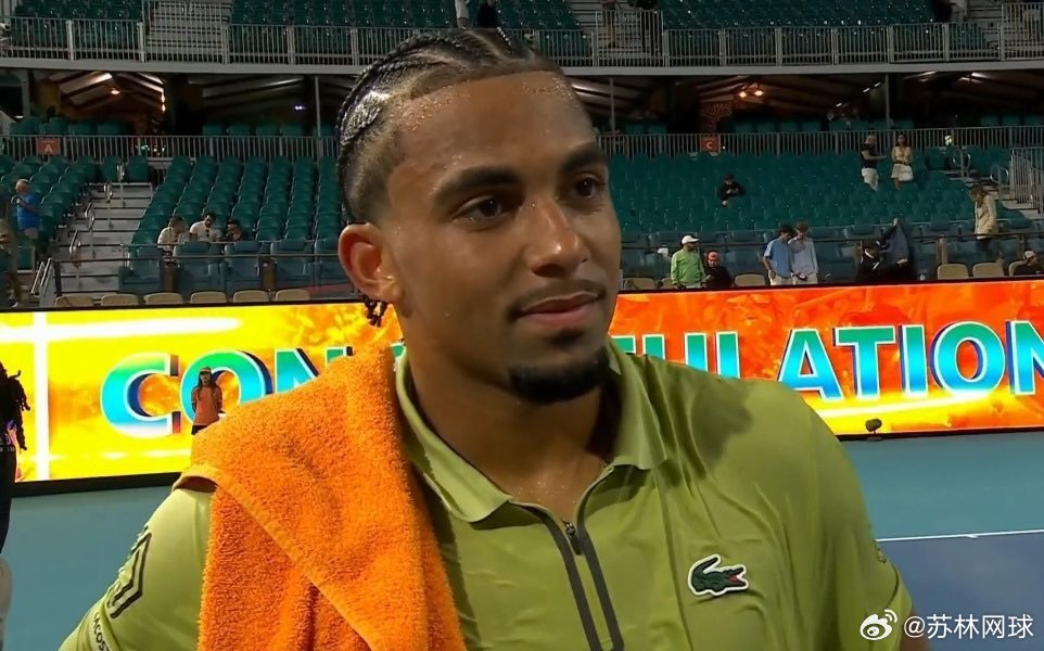 🇫🇷菲斯6-0 6-1西西帕斯🇬🇷他现在5比0西西帕斯✅迈阿密R16 ✅