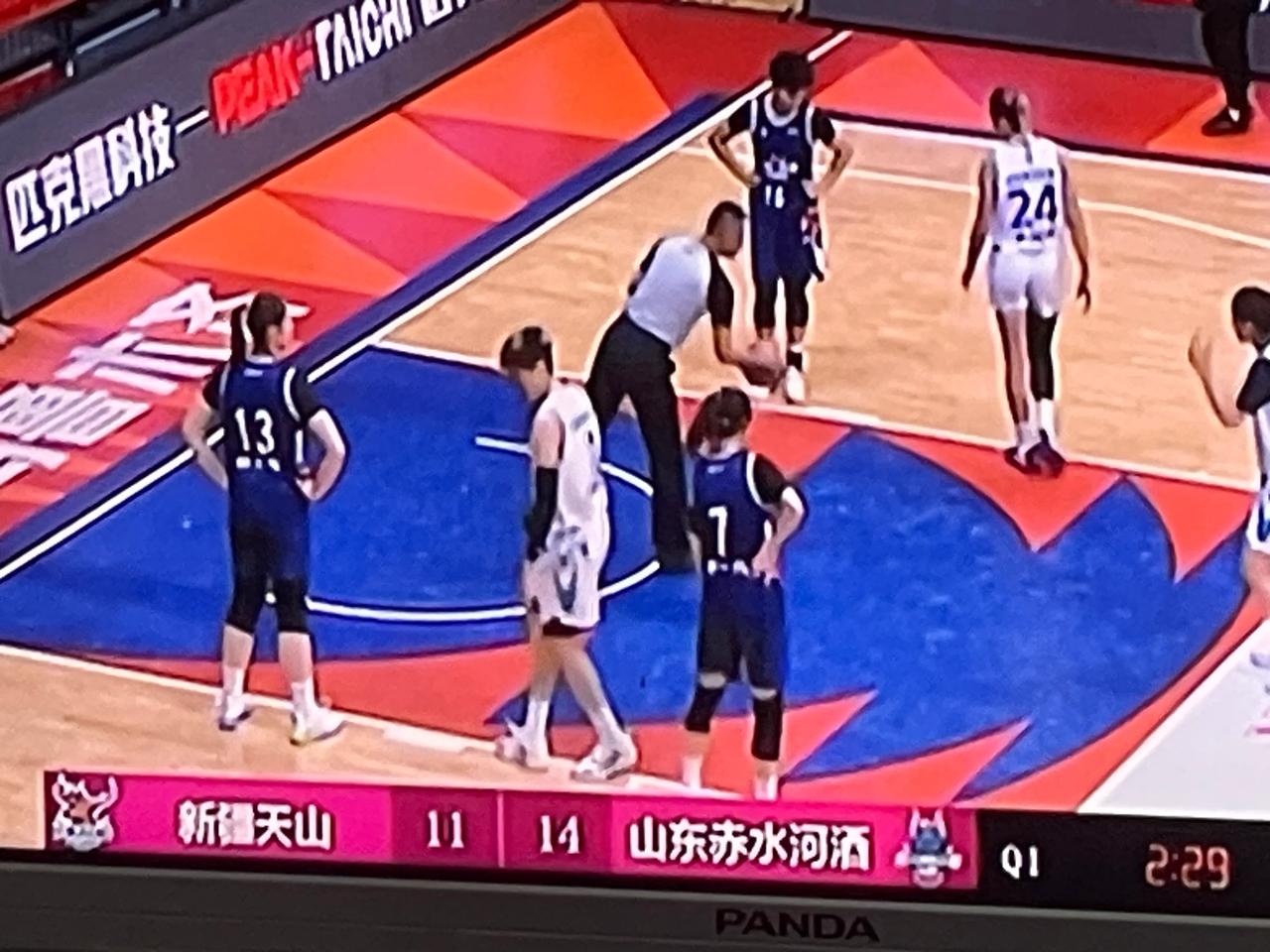 乌鲁木齐 呼叫一下新疆有实力的企业能不能赞助一下新疆女队？你看人家山东好歹还有个