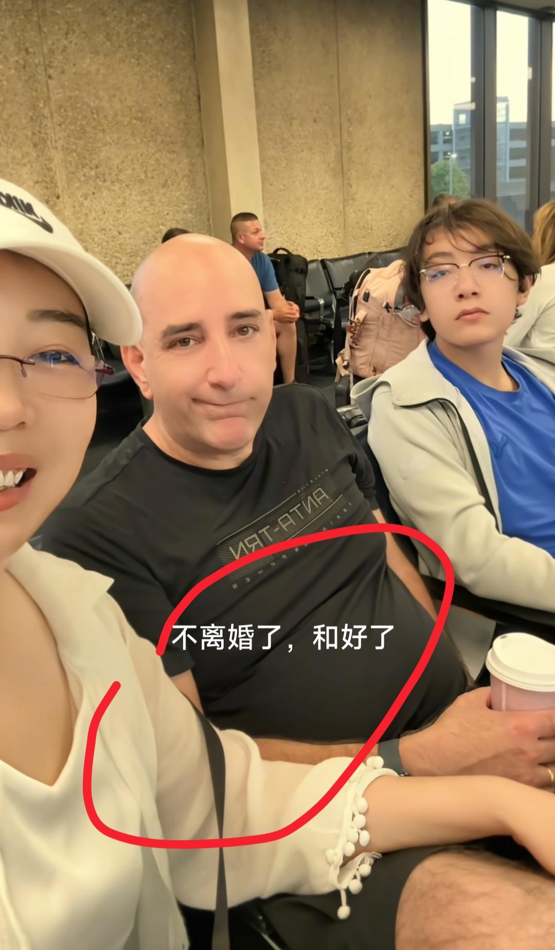 现在全网最烦恼、最糟心的女人就是安娴了吧！
不是因为没钱生活，也不是因为夫妻不和