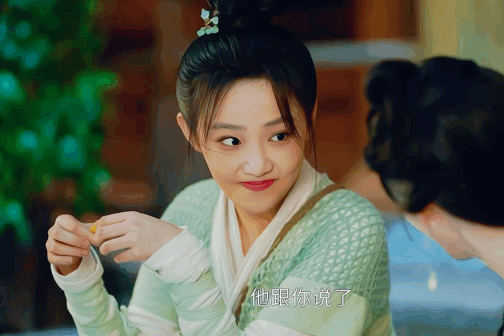 #花间令 白小笙的暗恋有迹可循# 我们白小笙知道自己暗恋卓少主之后，开始打扮自己