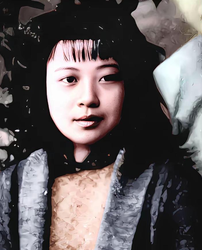 1963年，陈广胜当了师长，听说老家那个拜过堂的媳妇秀兰还在，一个人拉扯着他走时