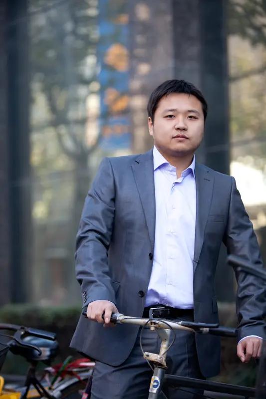 浙江这位理想车主姚东权真的太赞了！1 月 27 日中午，他干完活回公司途中，在海