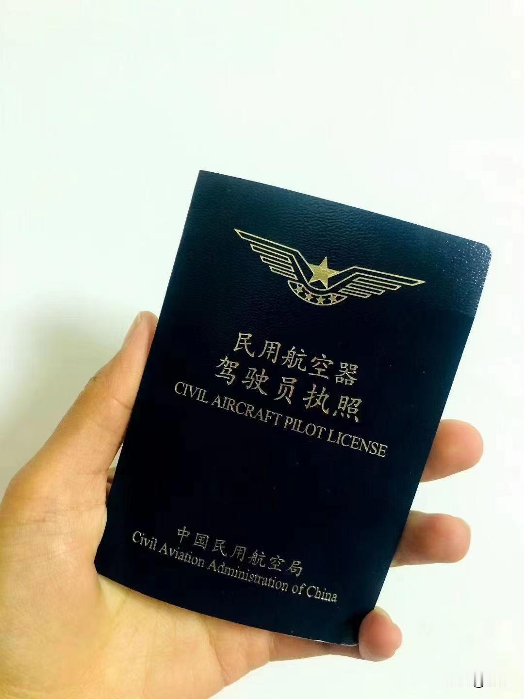 财富从来不是被“赚”走的，而是顺着信任，流向那个“能把事办成”的人。
让信任成为