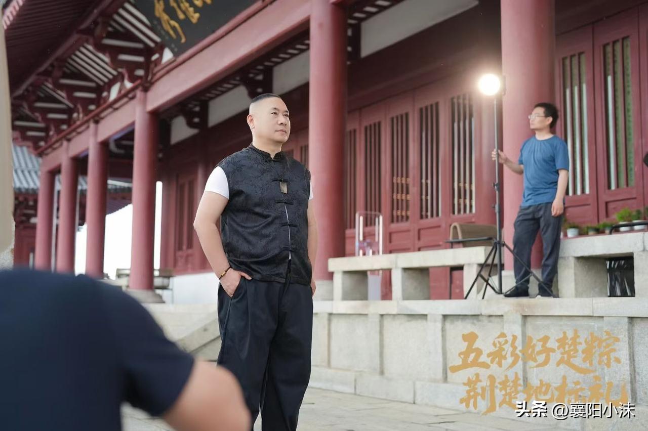 粽香裹着桃甜 这就是襄阳给咱的双向奔赴
 
文/襄阳小沫
 
昨天上班的时候
收