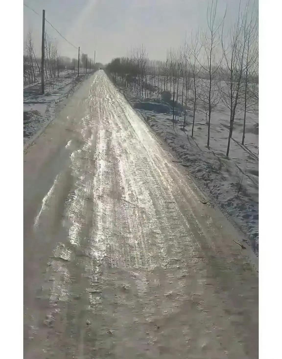 江苏的经济，在全国来说名列前茅，江苏的经济是一种普惠的经济，也就是老百姓能够从中