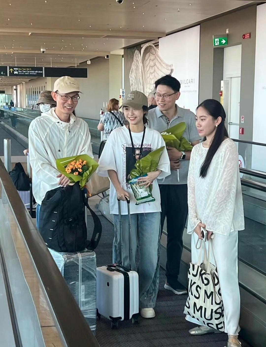 《给阿嬷的情书》女主女2都去了威尼斯 
李思潼王晓慧 ​​​