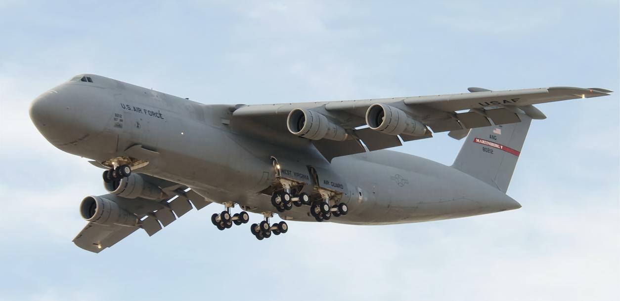 每天认识一件兵器 美国C-5“银河”运输机C-5“银河”（Galaxy）运输机是