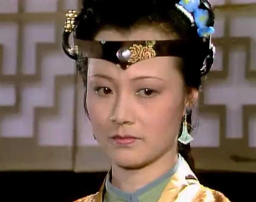 [微风]1983年，王贵娥到北京探亲，不愿回去了。正好《红楼梦》在报纸上招演员，