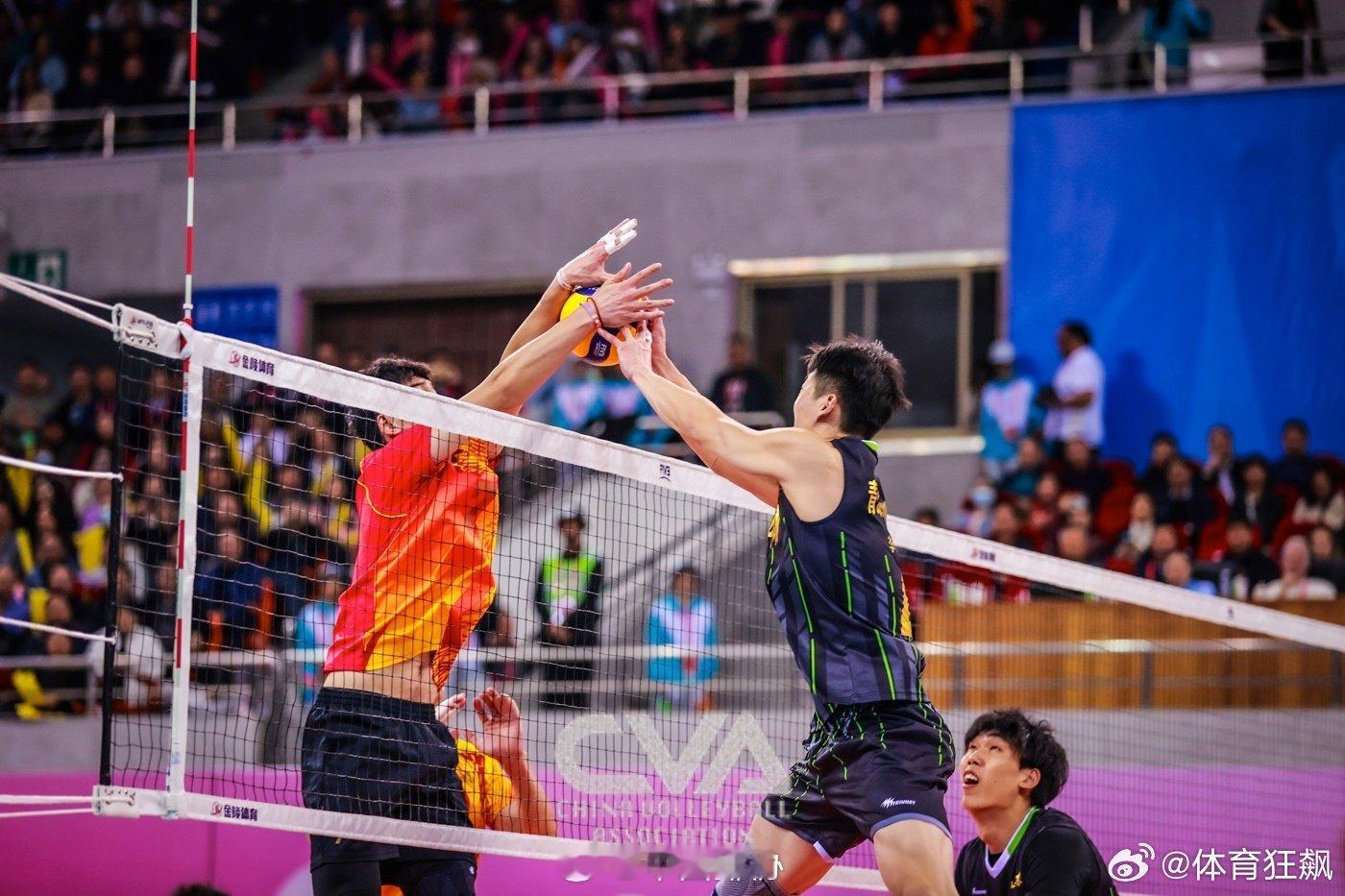 🏐男子成年组在江门顺利收官。山东队在决赛中直落三局击败福建队获得冠军，福建队获