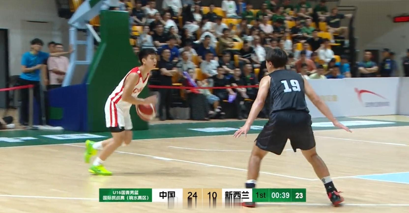 U16国青这把真的淘到了一个好控卫，姚盛彬真是有当年赵继伟在国青一样的感觉。小伙