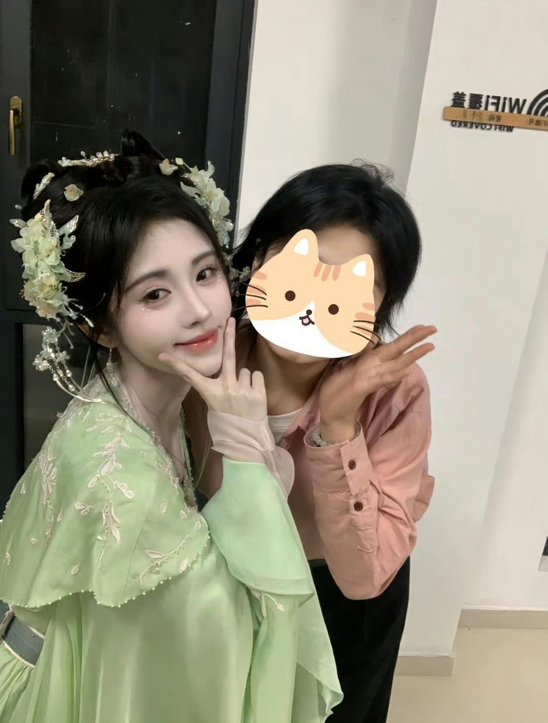 jjy鞠婧祎露芜衣jjy鞠婧祎苏绿夏脆脆的蛋挞遇到了耐心的蛋糕师ˆ˶･֊･˶ˆ