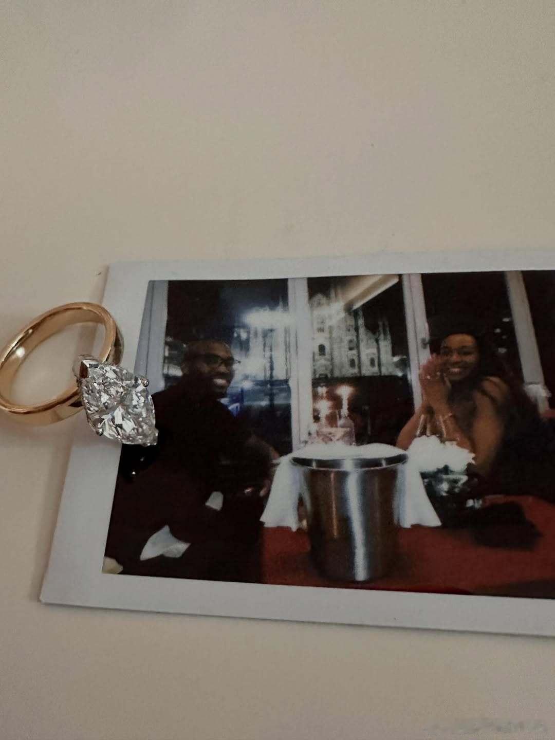 💍 美国名将奇卡.奥格博古接受男友的求婚“……我确信你是上帝派来的。”“我这辈