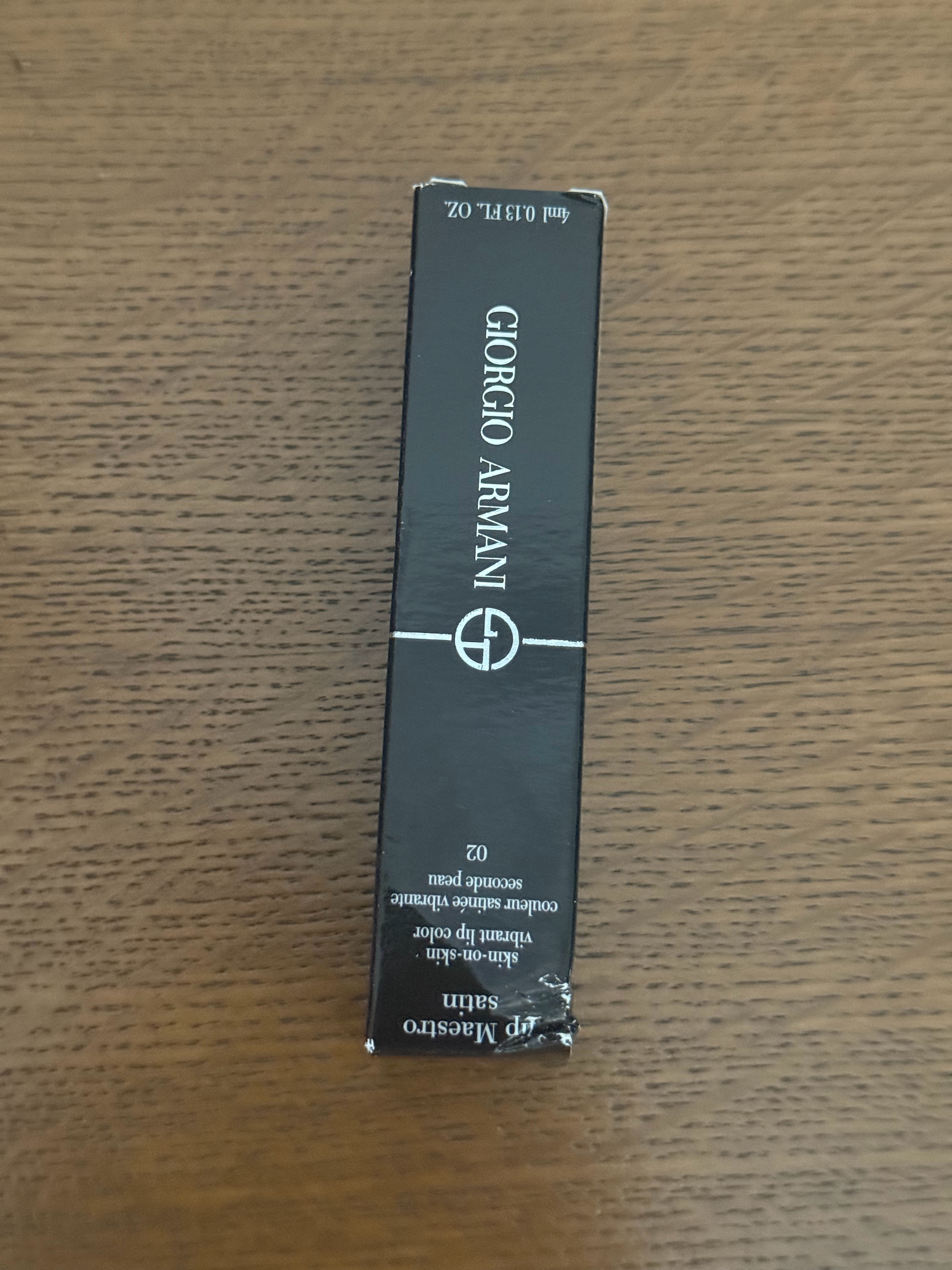 本月互动🎁来啦  上个月的都发出啦有Armani唇膏/线香礼盒/coffee/