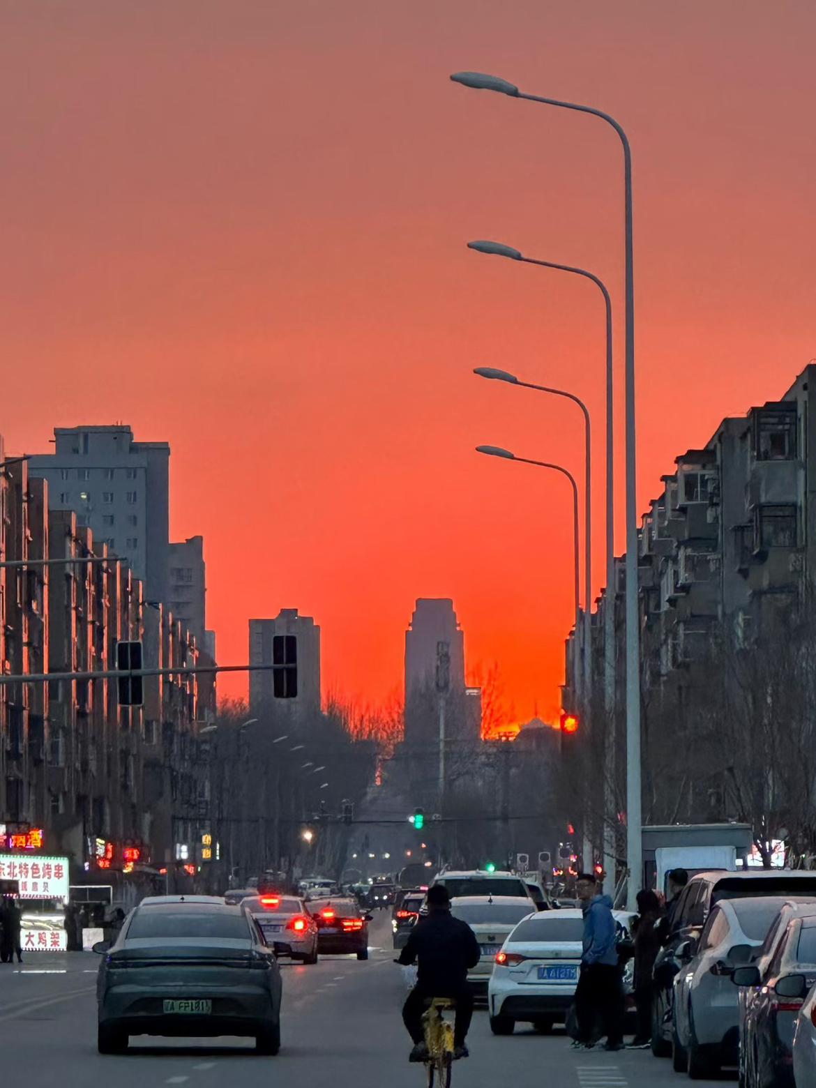 我的今日状态：😁轻松愉快
我这里的天气：☀️晴天