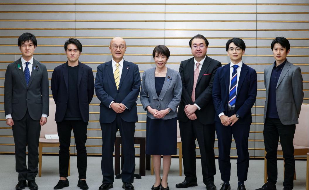 高市早苗4月23日发的文，看似是晒政企交流、夸企业技术，实则藏着日本农林水产领域