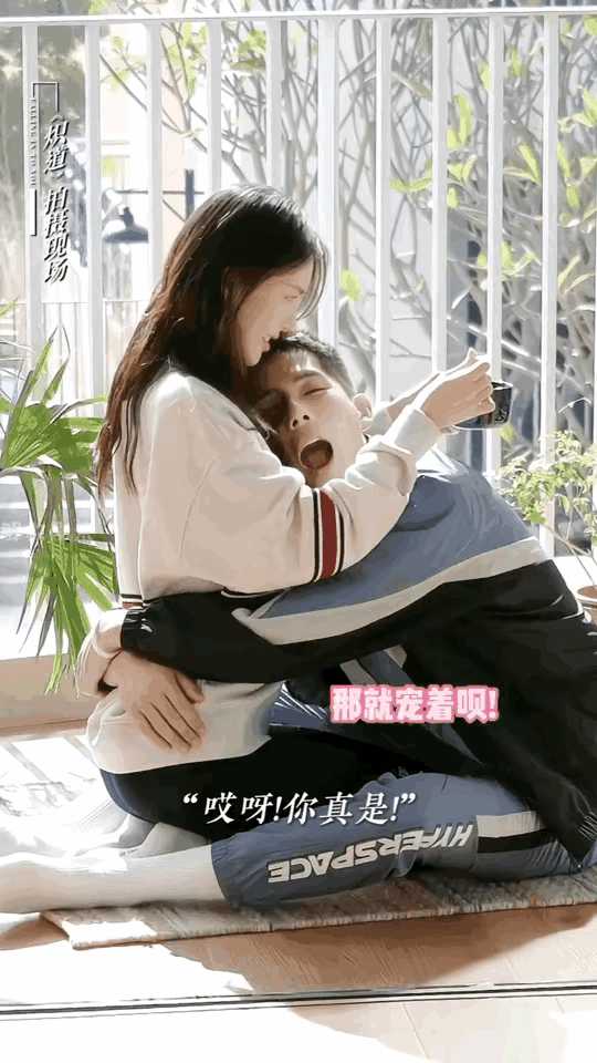 网友称金晨和王安宇像 妈妈和她