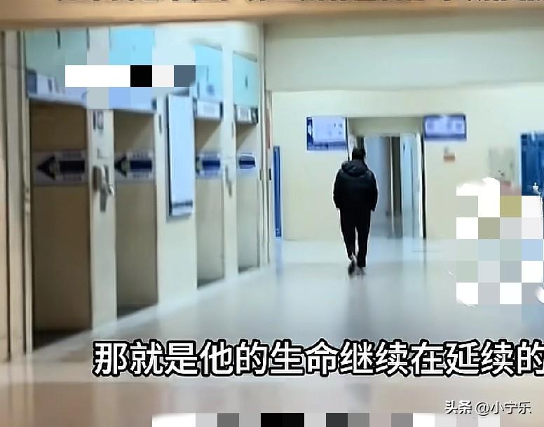 近日，湖南衡阳，20岁小伙突发脑梗死离世，母亲捐献小伙器官。小伙母亲称，自己的眼