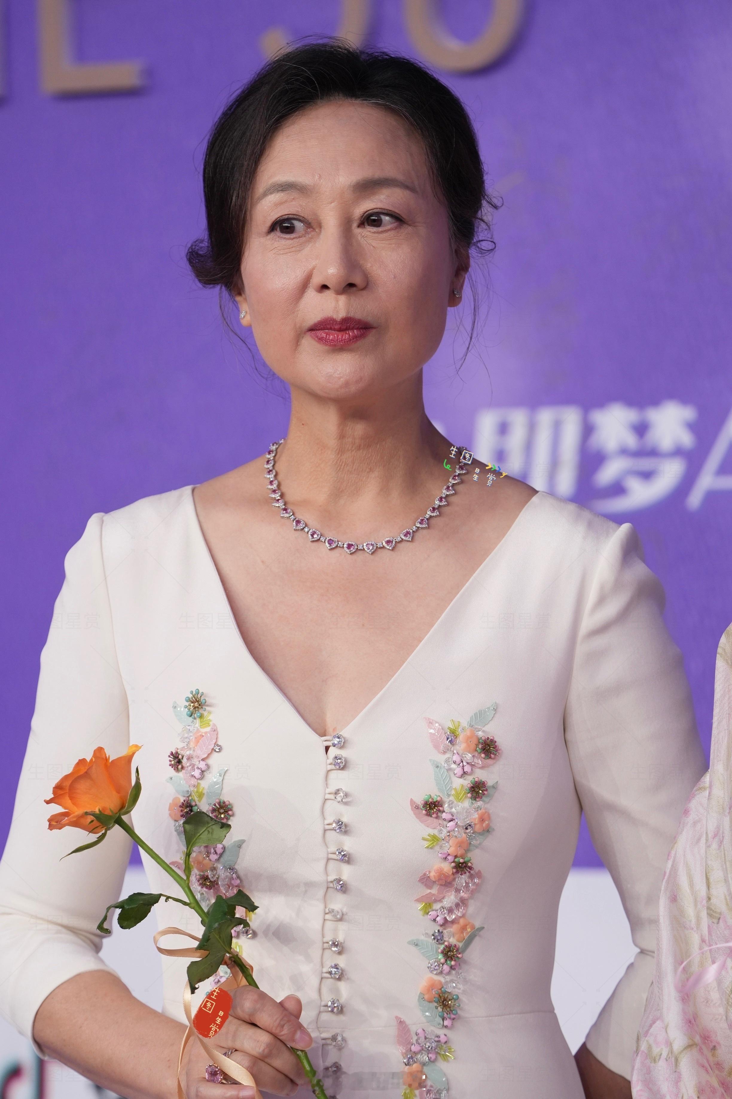 吴玉芳×百花奖闭幕红毯生图第38届大众电影百花奖