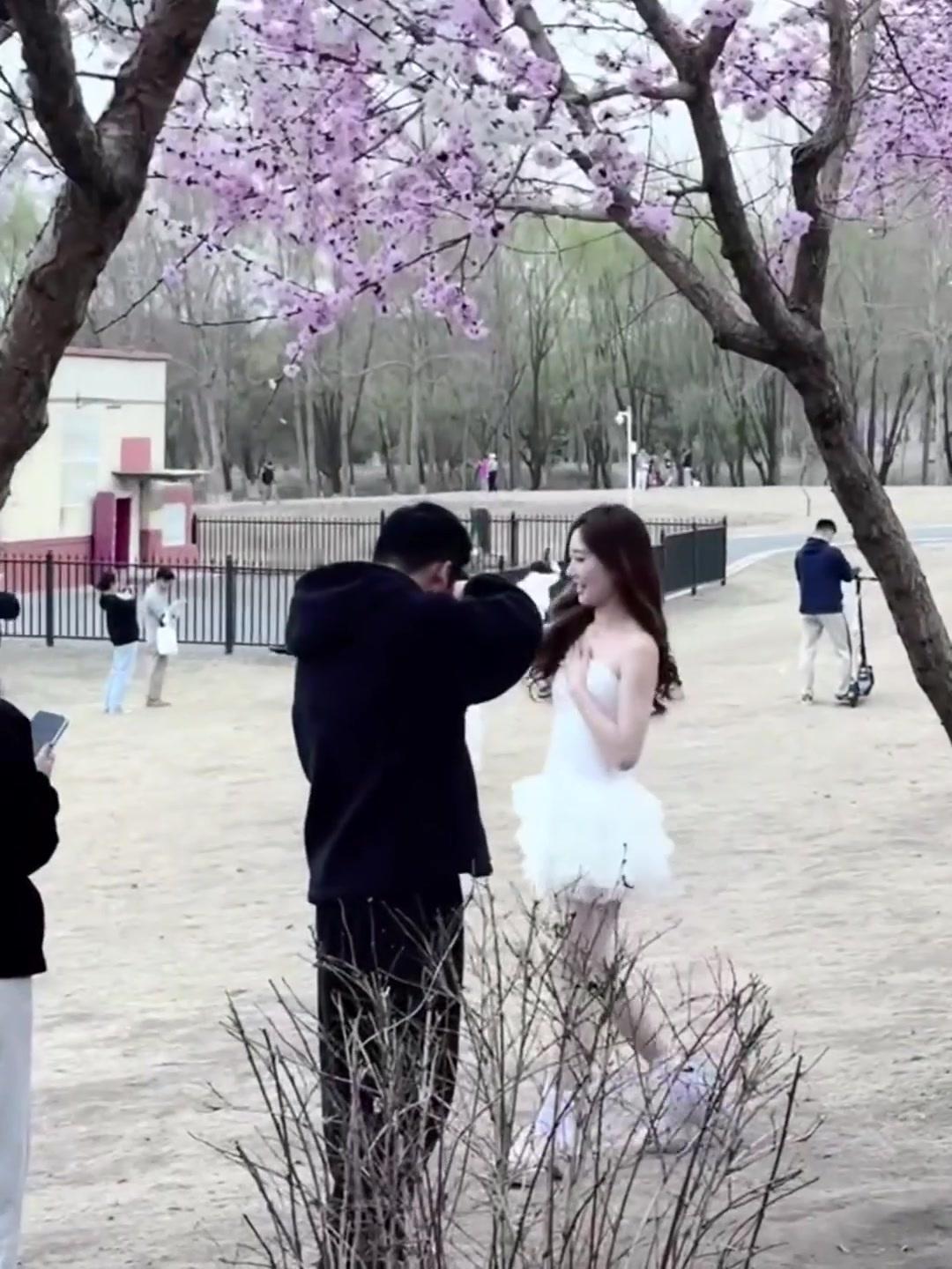 七轩_cp 💗七轩cp 是谁家小情侣又被偶遇啦原来是我们家的怦然心动20岁