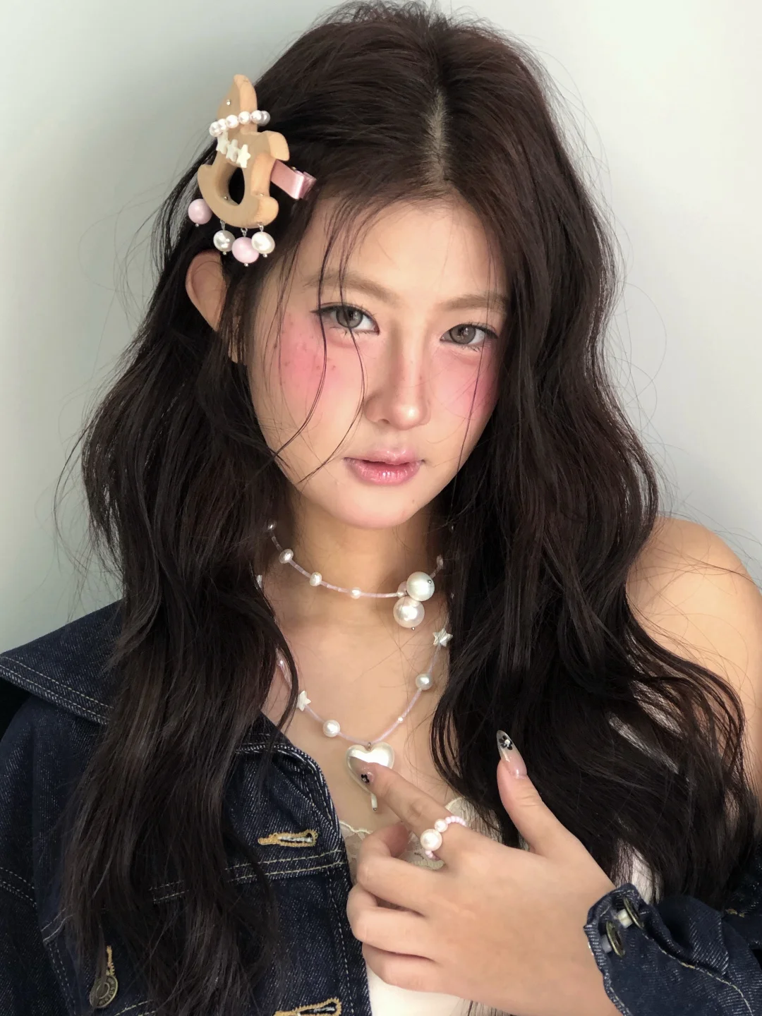 韩系雀斑妆～ 早春叛逆鬼马少女～ 	 妆发：我