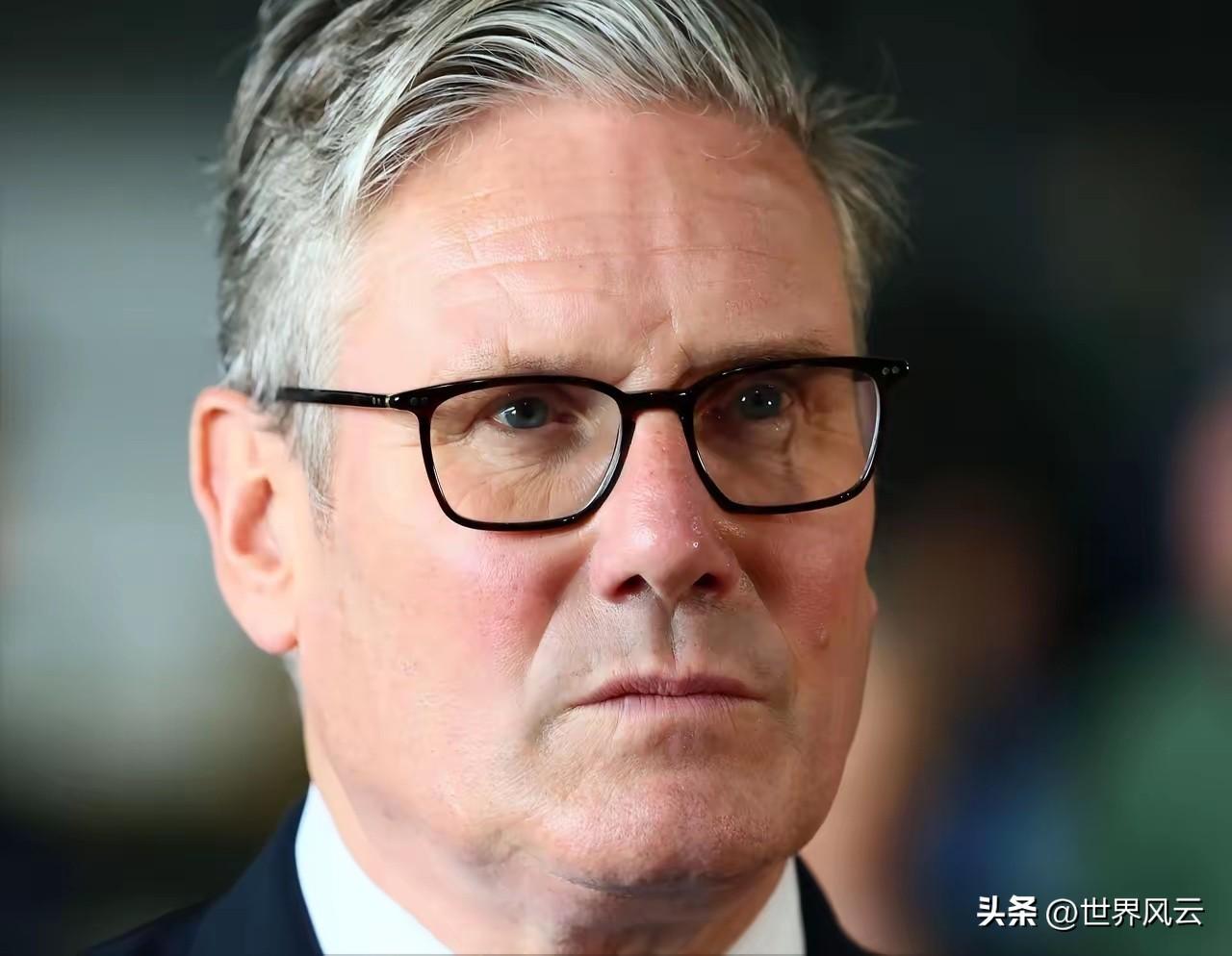 跟着美国混，迟早要还的！
斯塔默首相把话挑明了，说特朗普不断向他施压，目的就是“