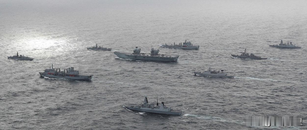 英国海军各种主力舰艇，共同组成的航母战斗群。
毕竟也是世界五常之一，硬凑的话，也