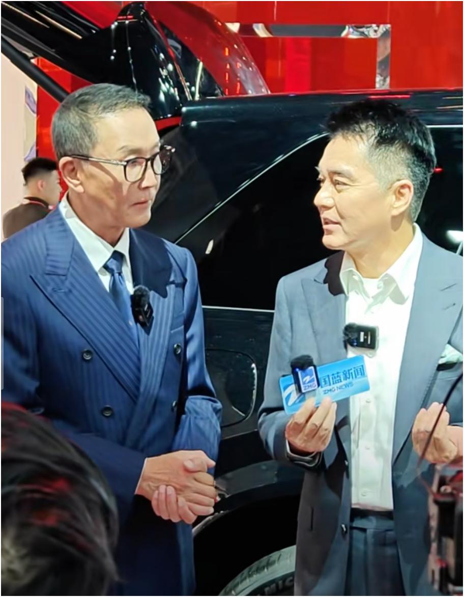 这个车的广告打得好啊，用户群体太明确了。请了《人民的名义》里面的祁厅长和达康书记