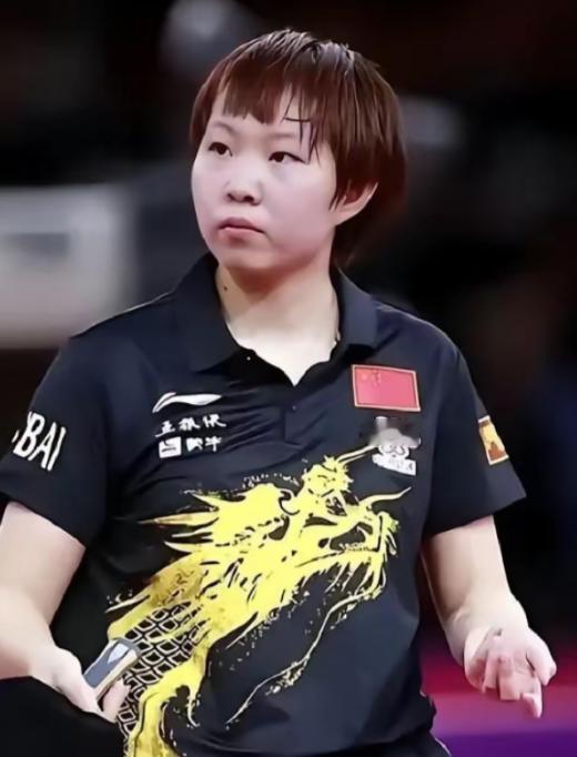 身家300亿，她却执意亲手去争那块金牌。父亲的公司年收入破两百亿，母亲公司市值8