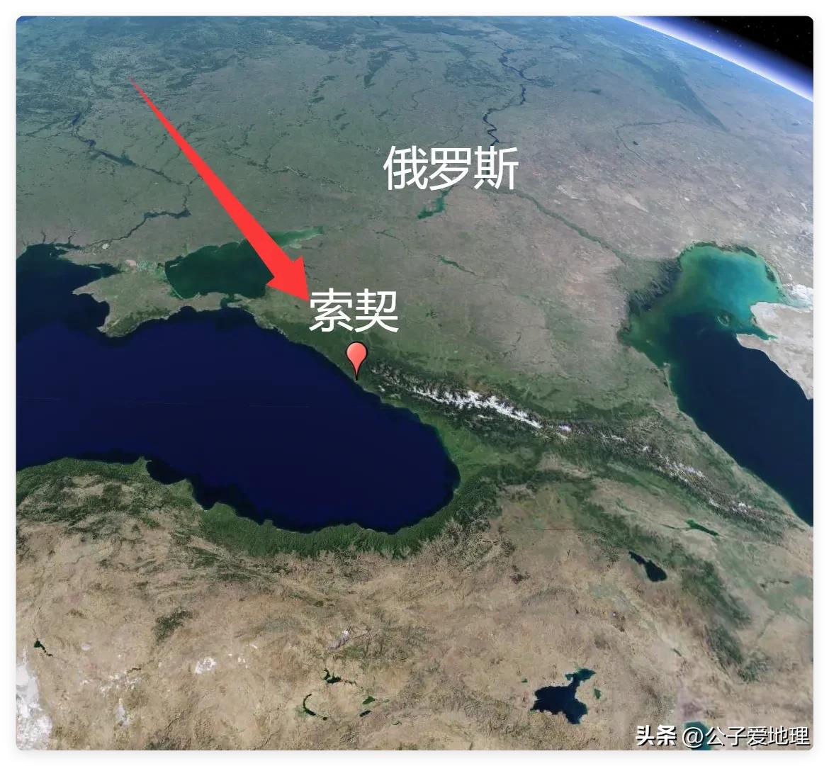 万万没想到，比我国还靠北的俄罗斯，居然还有一座亚热带城市，太意外了。

万万没想