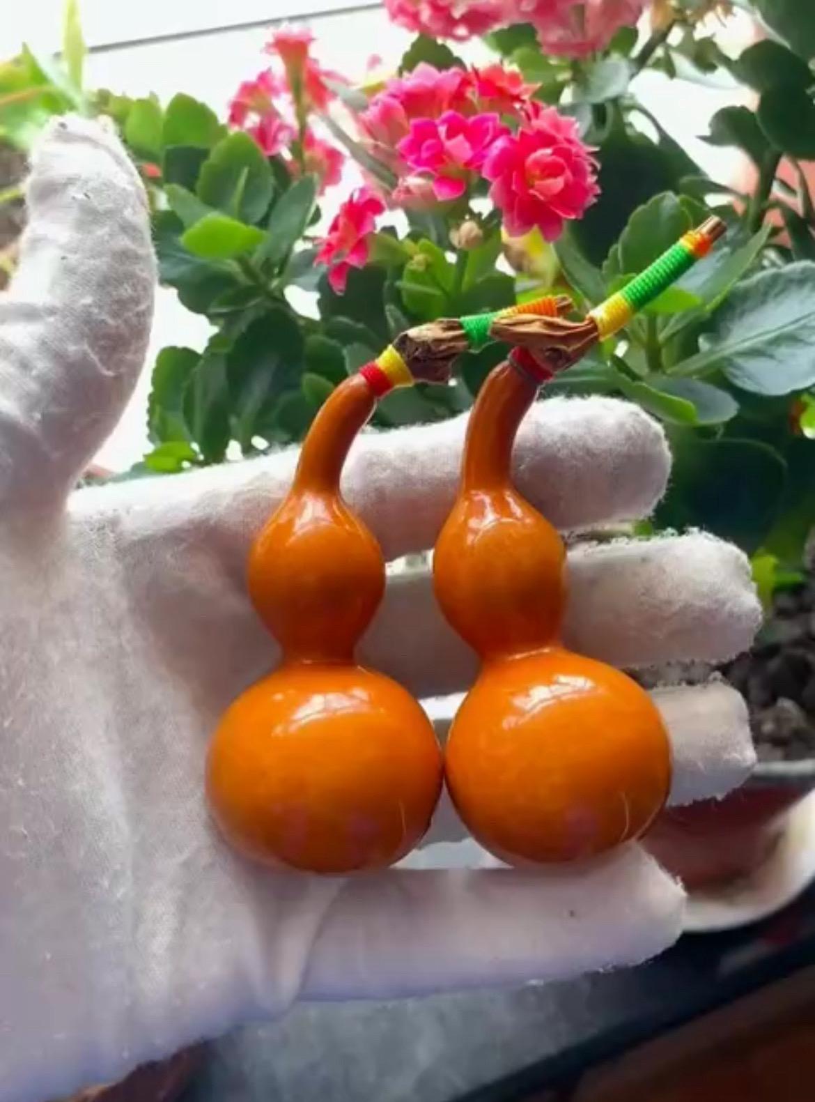 把玩多年的葫芦