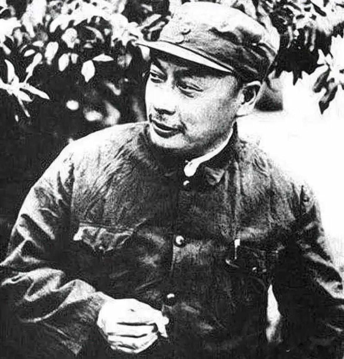 同志们，讲一个真实故事，听完你绝对服！

很多人只背诵过荡气回肠的《梅岭三章》，