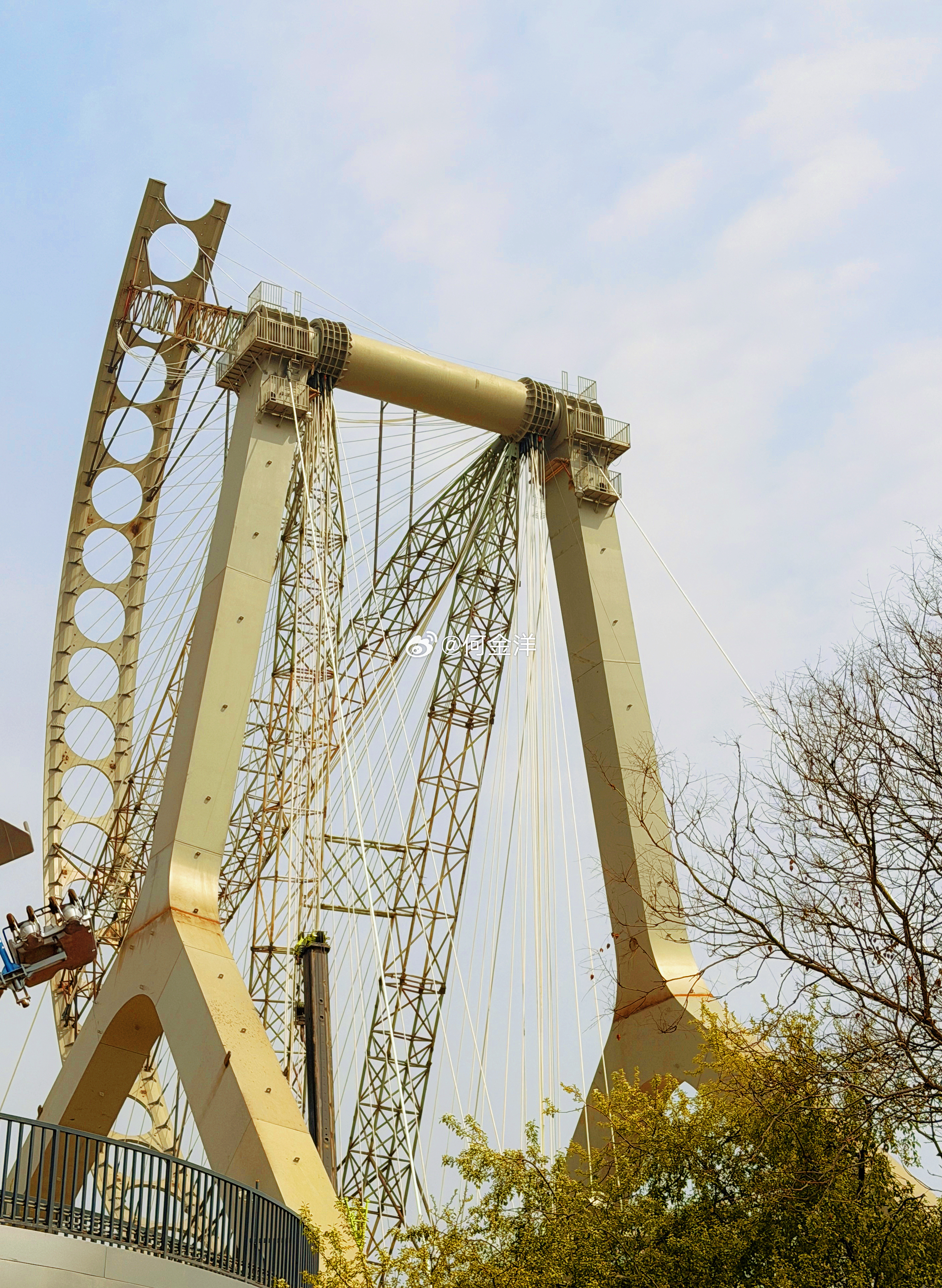 小谷我太爱你了！曾经我跟你说过，我最喜欢摩天轮🎡你居然现在就建了个摩天轮🎡北