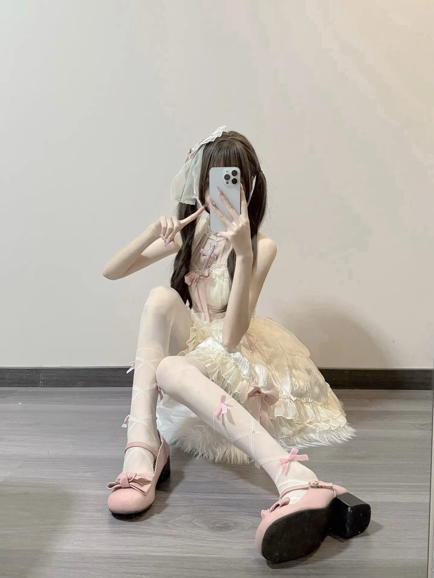 你明明对谁都一样 还跟我说我是唯一