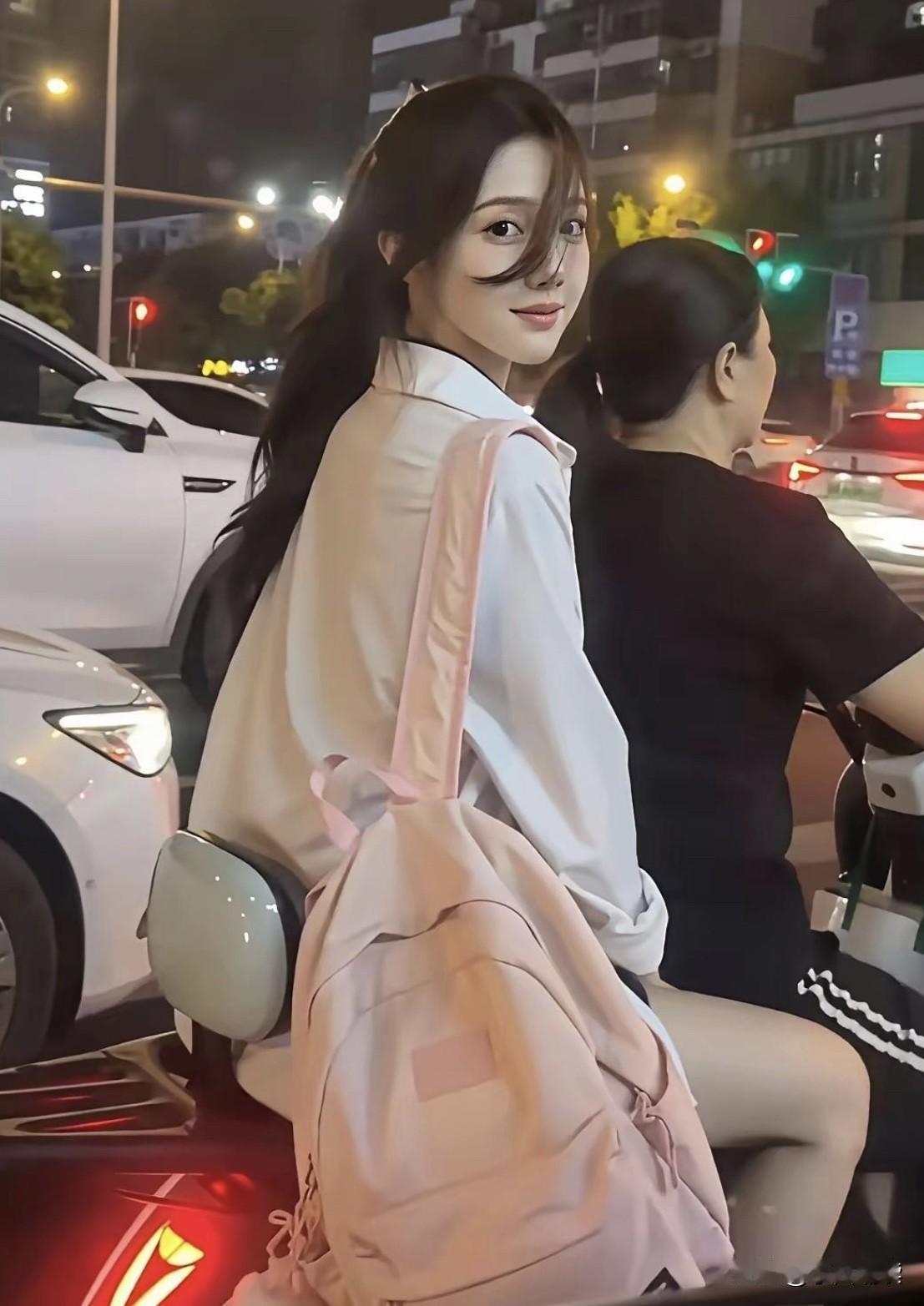 整整追了十个红绿灯才追上的女孩，你们觉得还要追下去吗？