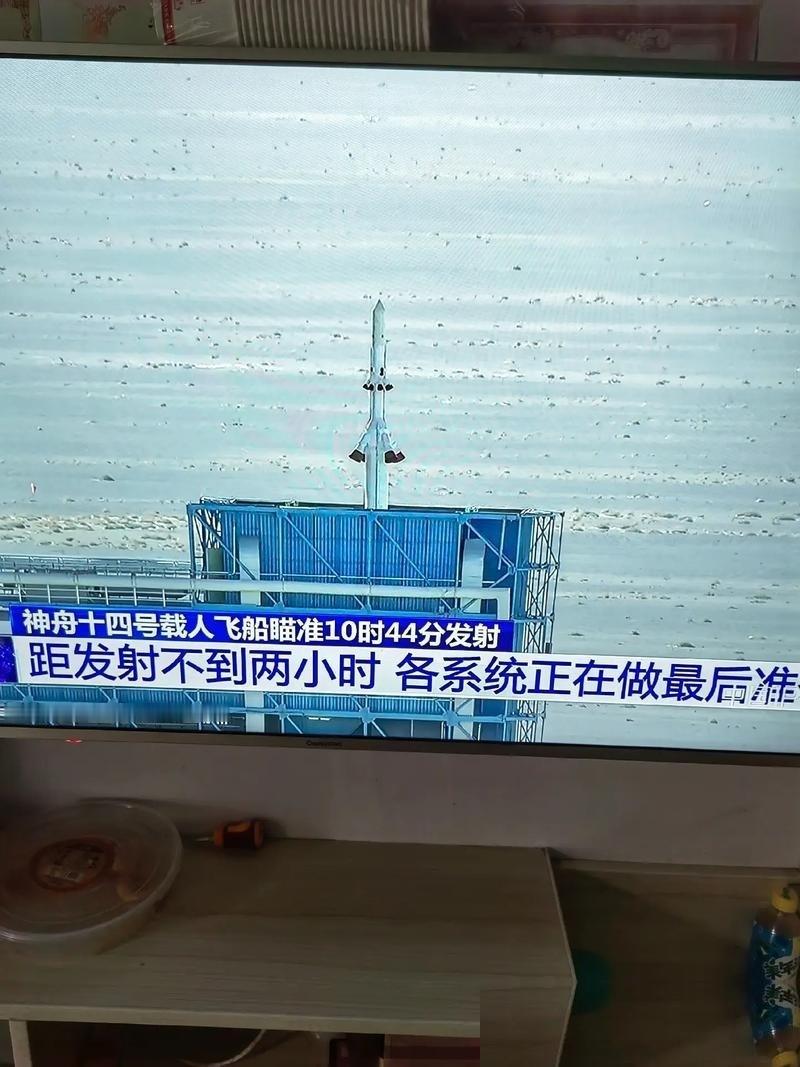 这份榜单把中国空军的位次是不是给弄错了？要知道，中国空军拢共也就3700架飞机，