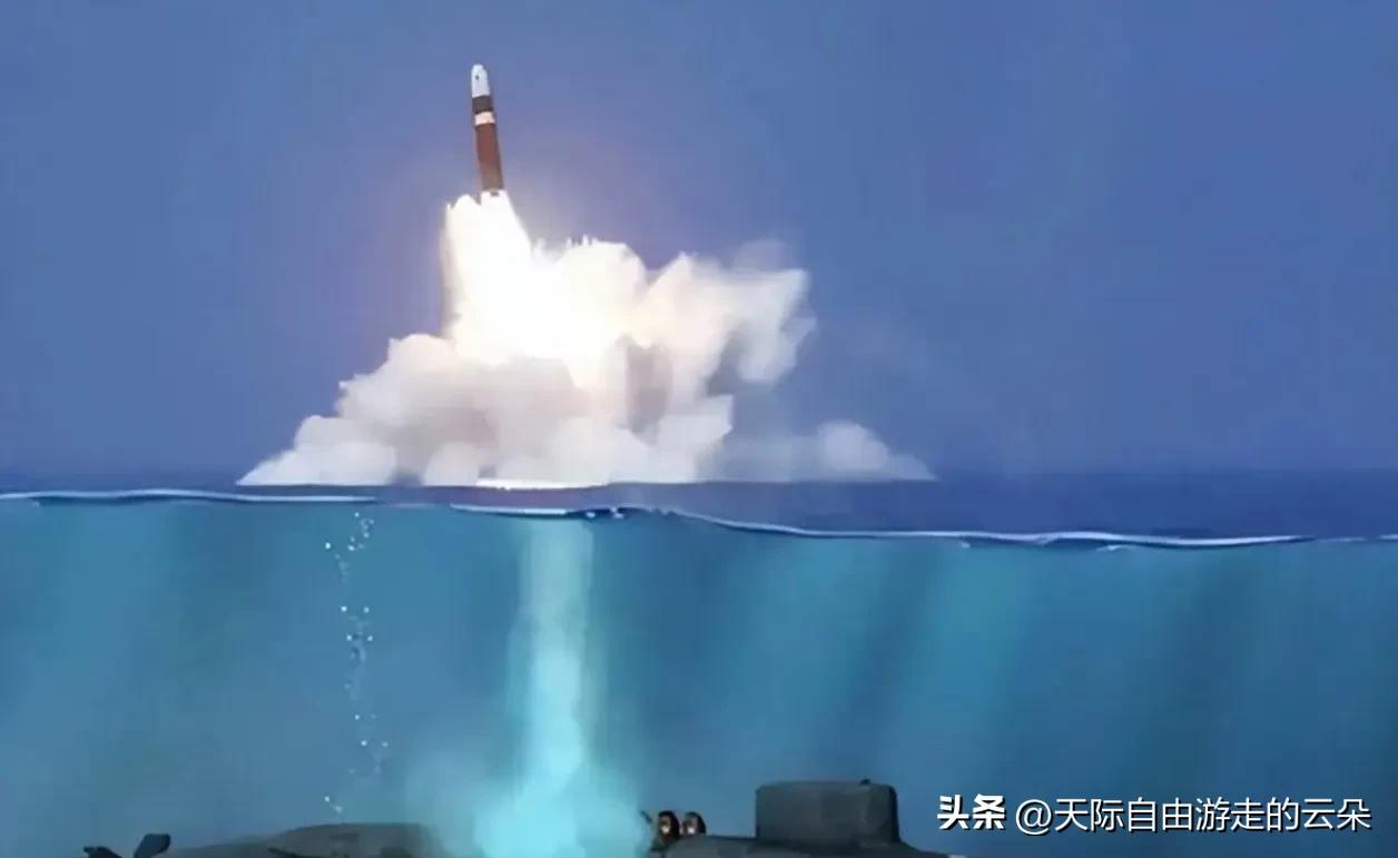 洲际快递，使命必达！今天中午，解放军在太平洋干了一件大事

导语：
就在今天中午