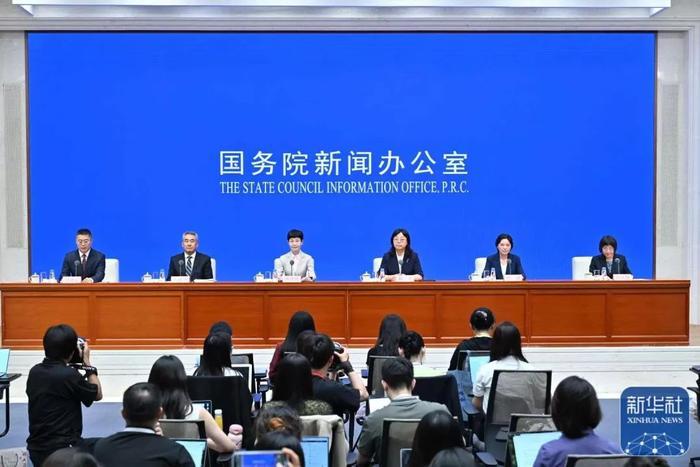 #国新办发布会介绍育儿补贴情况#【产假调整！#各地产假普遍延长至158天及以上#