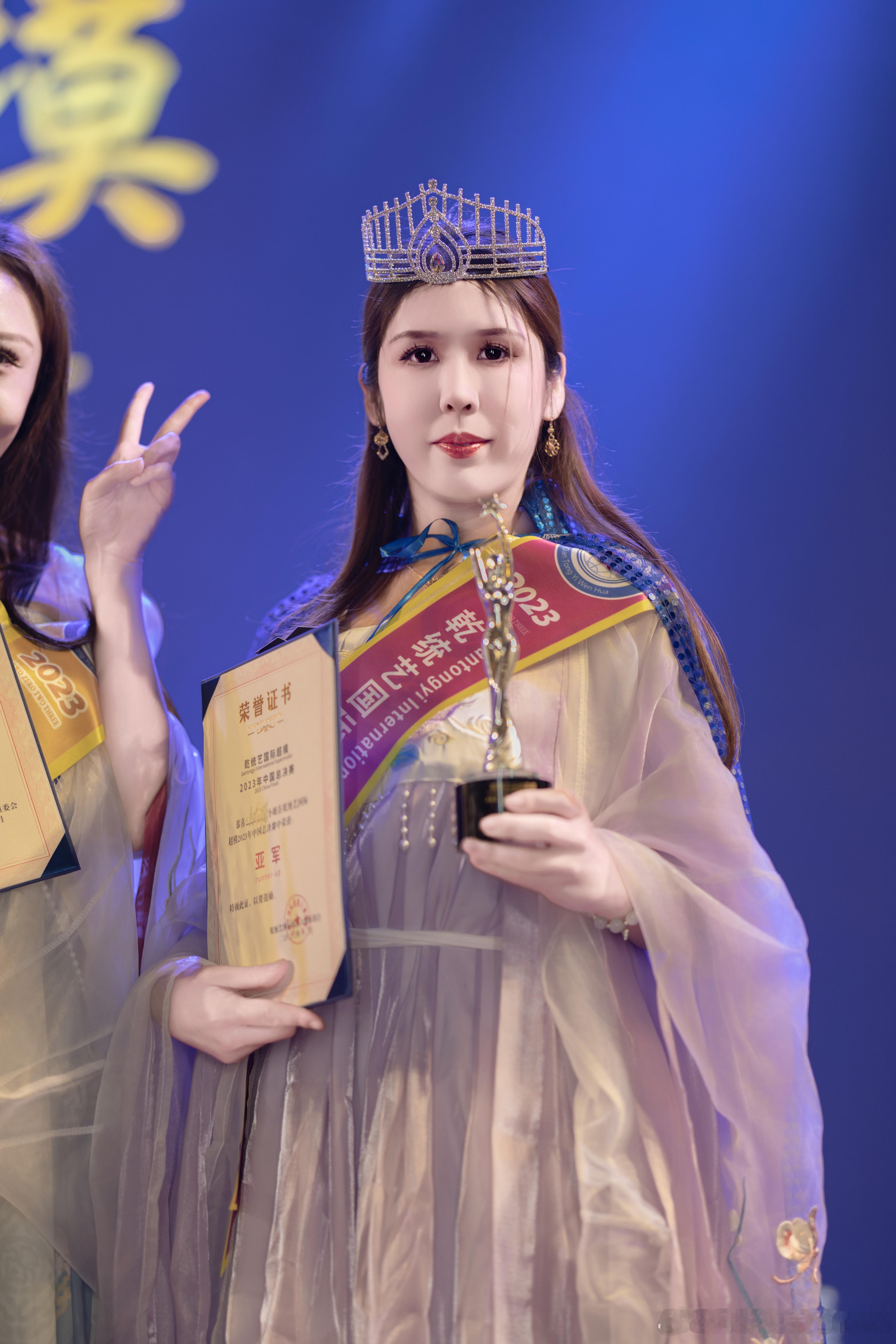 荣获此届2023🌍国际超模大赛亚军🏆一路走来，已经把重心从模特转为网红博主了