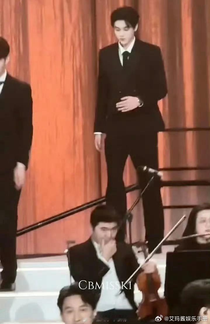 田栩宁身形在内娱属于什么水平？ 