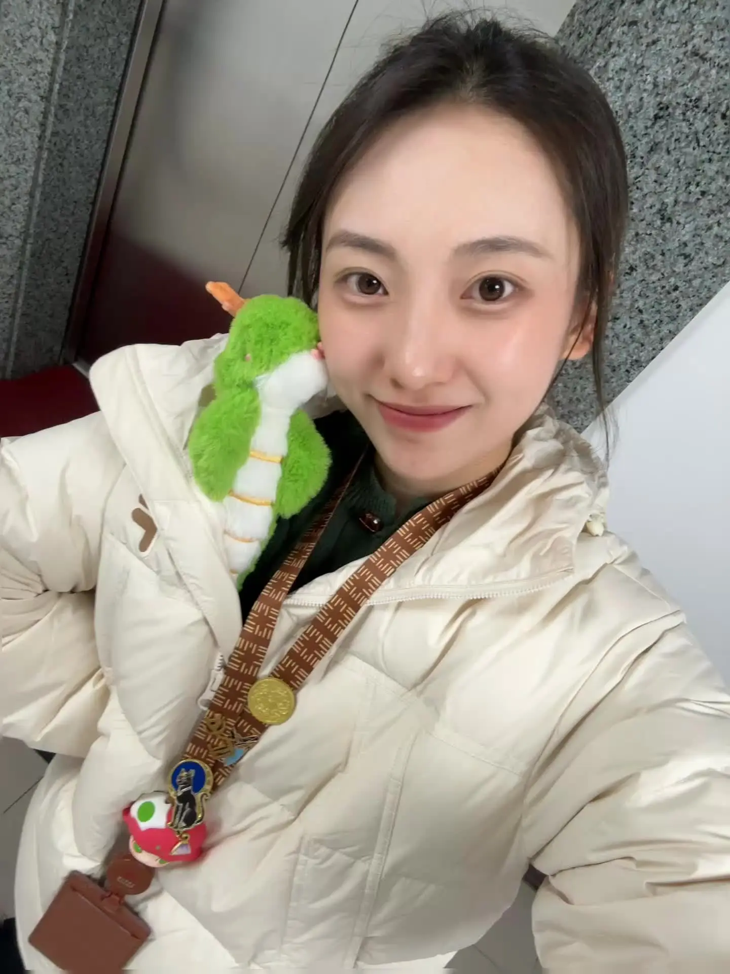 快来找找小蛇在哪🐍